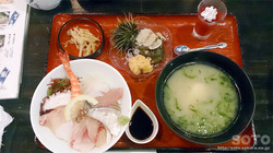 本渡 やまもと(海鮮丼)