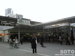中野駅前