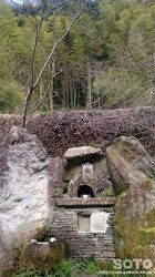 岳間の湧水(2)