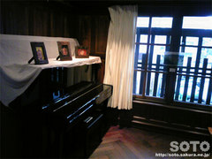 Purely West Gallery(1)