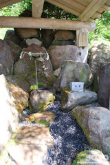 羅臼神社湧水