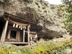 岩屋神社(大日社)