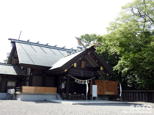 千歳神社(拝殿)