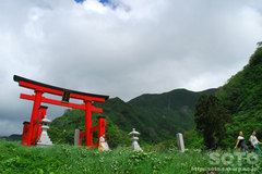 湯殿山神社(1)