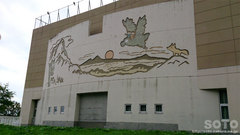 羅臼小学校壁画(1)