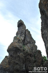 ゴジラ岩(2)