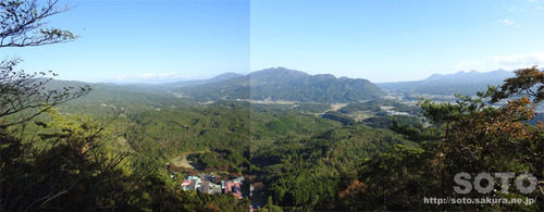 嵩山(鎖場03からの眺め)