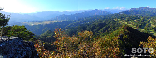 嵩山(大天狗からのパノラマ)